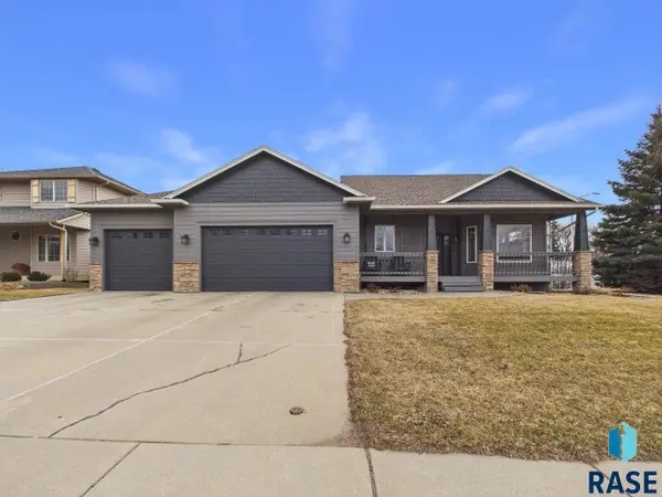 4069 S Tuscany Ct, Sioux Falls, SD 57103