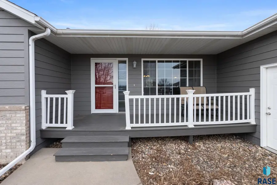 4605 S Kristen Cir, Sioux Falls, SD 57106 - #3
