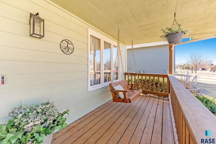 5501 W Clay St, Sioux Falls, SD 57106 - #3