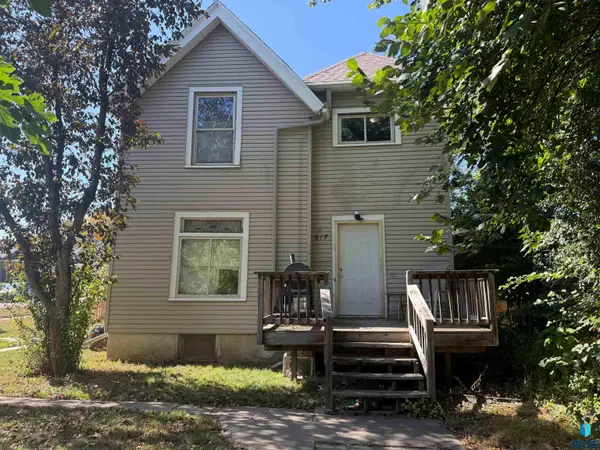 617 S Walts Ave, Sioux Falls, SD 57104