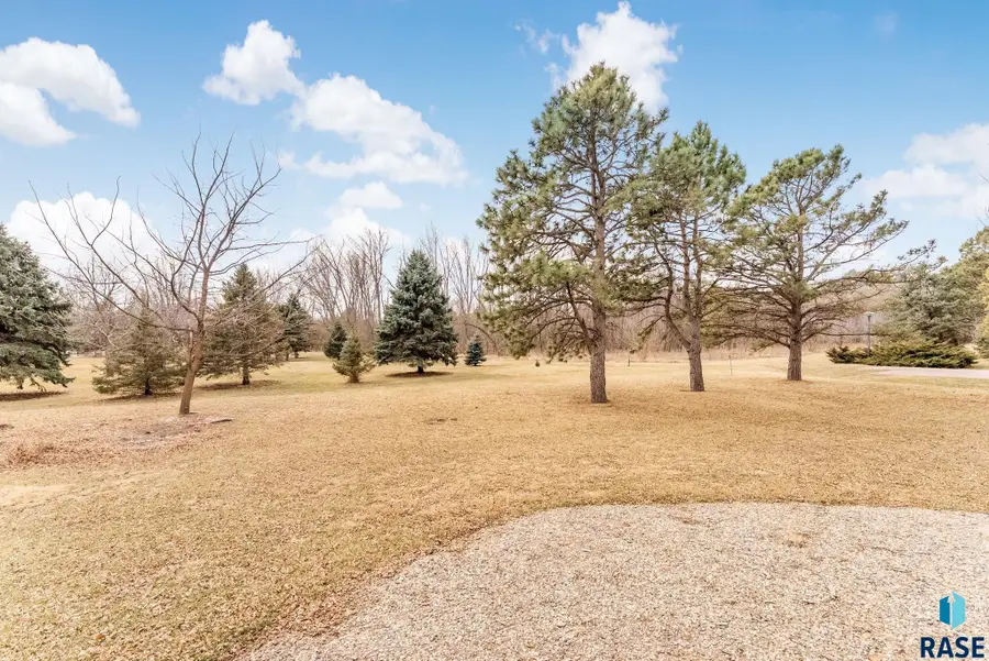 7301 E Palomino Rd, Sioux Falls, SD 57110 - #3