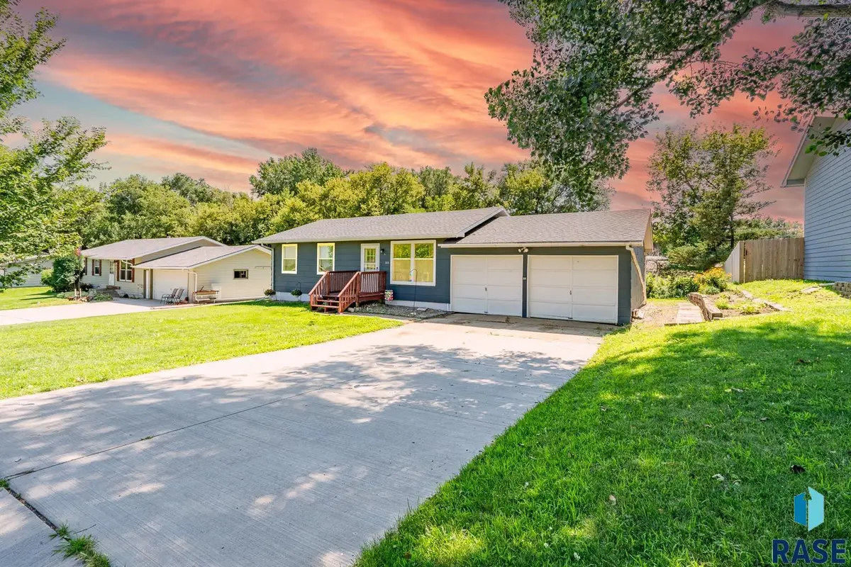 513 Superior Ave, Crooks, SD 57020 - #1