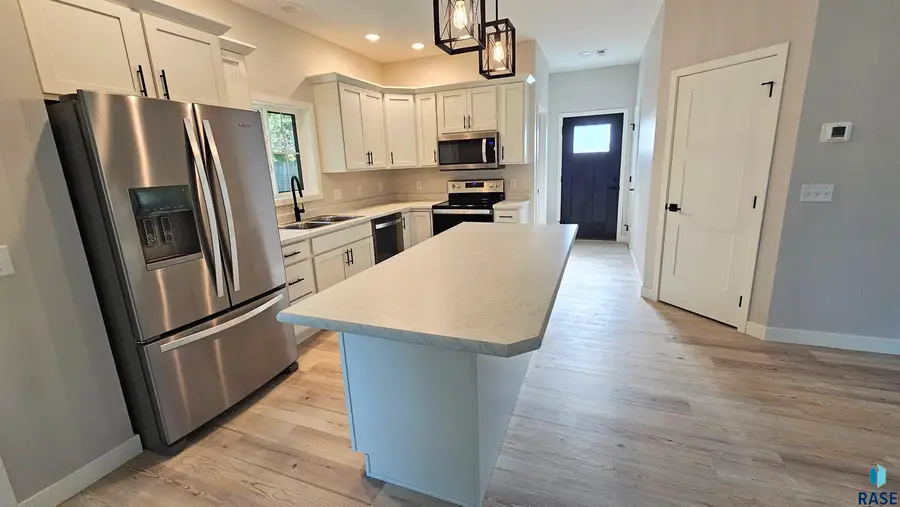 300 Iowa St, Centerville, SD 57014 - #3