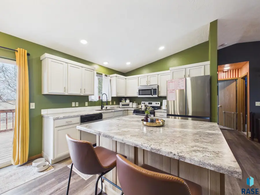 402 W Beck St, Worthing, SD 57077 - #2