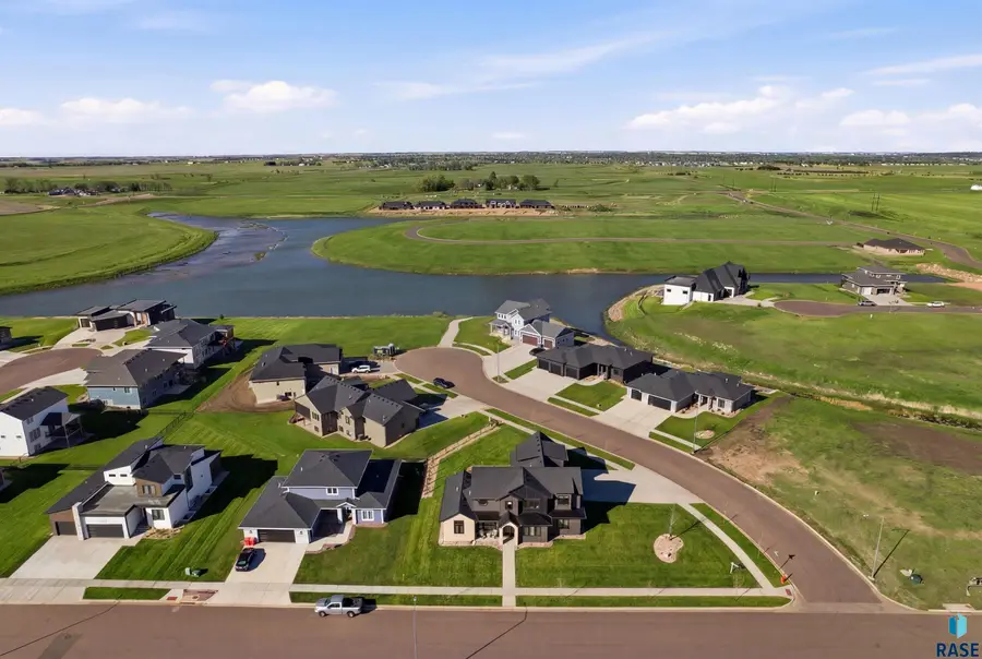 1130 E Madison St, Tea, SD 57064 - #2