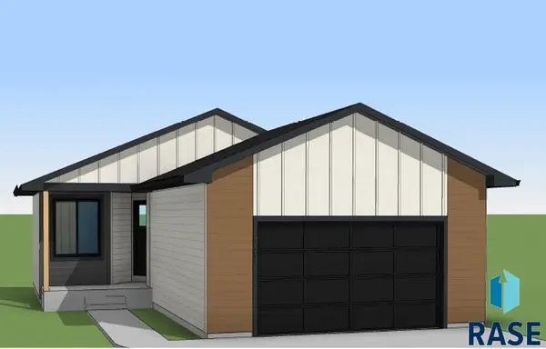 1607 Connor Ct, Yankton, SD 57078