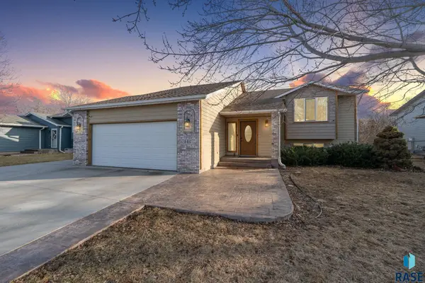 5417 W Oak St, Sioux Falls, SD 57106