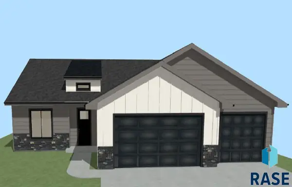 1700 W 26th St, Yankton, SD 57078