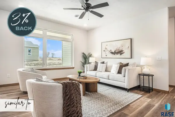 9215 W 43rd St, Sioux Falls, SD 57106