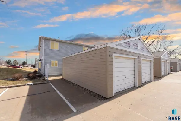 1000 S Bridgeport Pl, Sioux Falls, SD 57106