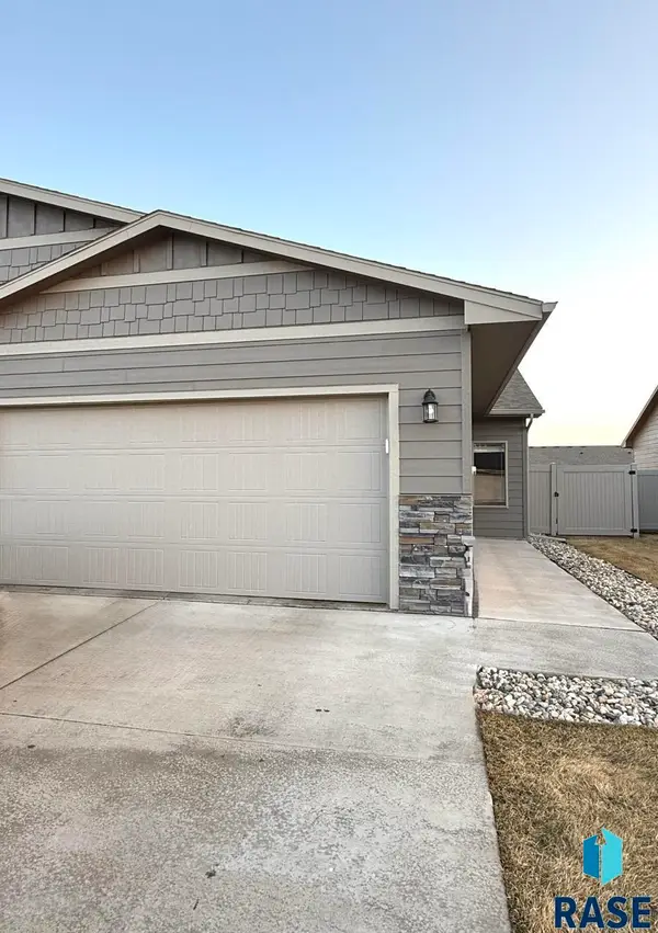 115 E Ivy Rd, Tea, SD 57064