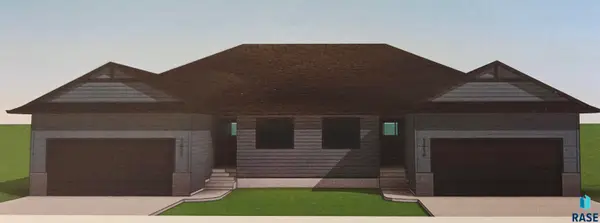 1219 NE 11th St, Madison, SD 57042