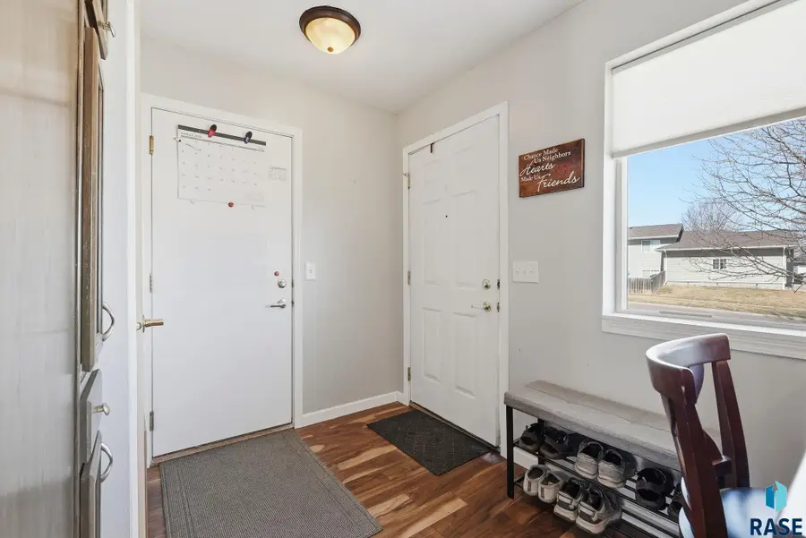 4501 W Panda Dr, Sioux Falls, SD 57107 - #2