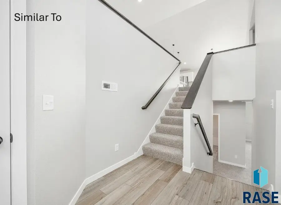 5925 S Coneflower Ave, Sioux Falls, SD 57108 - #2