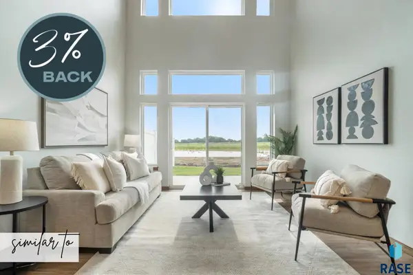 2404 E Jetty Pl, Sioux Falls, SD 57108