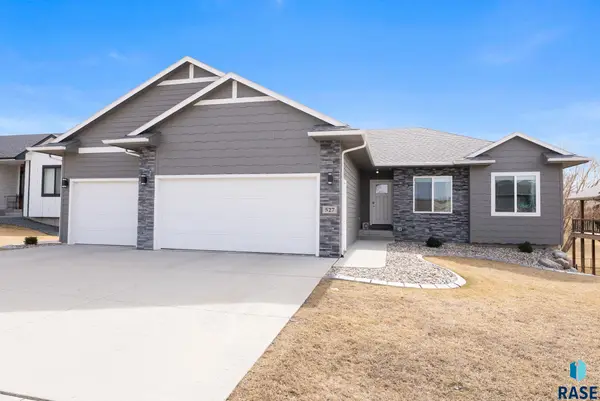 527 David Ave, Baltic, SD 57003