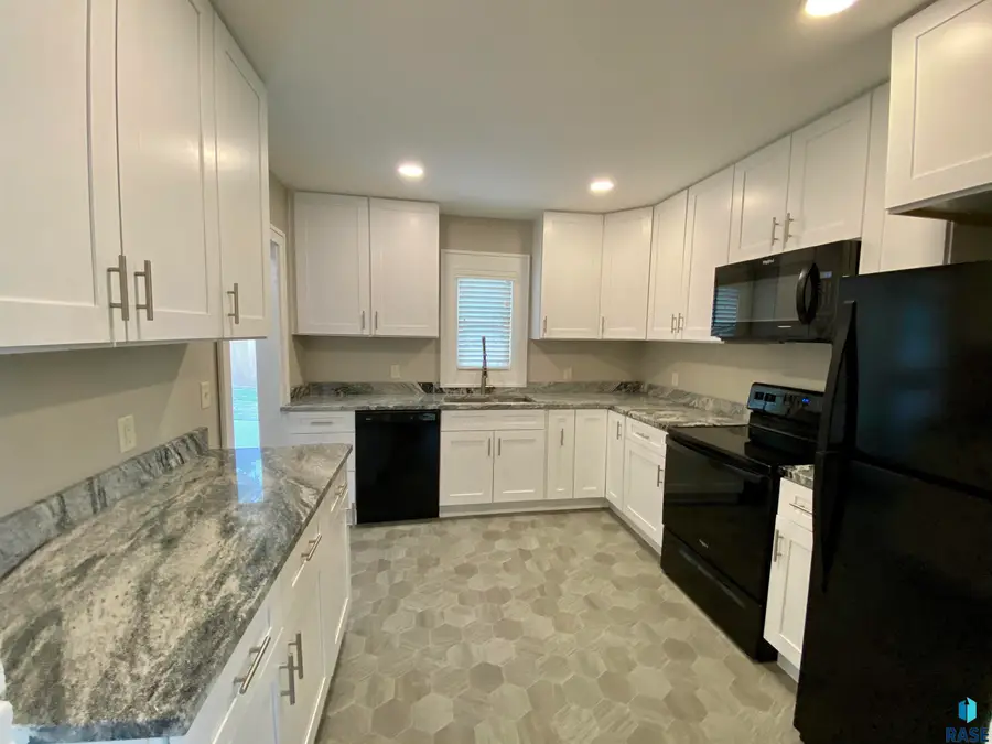 501 S Euclid Ave, Sioux Falls, SD 57104 - #3