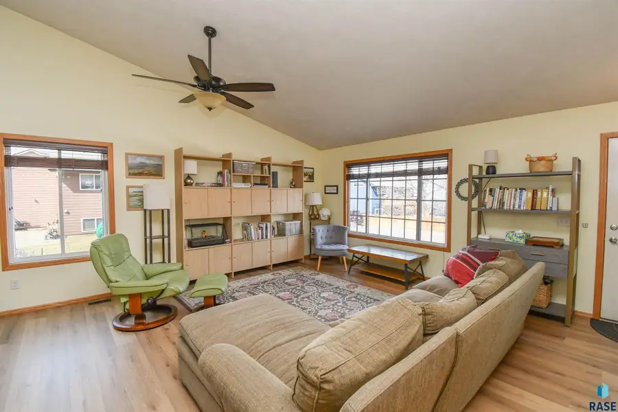 3505 W Trinity Pl, Sioux Falls, SD 57108 - #3