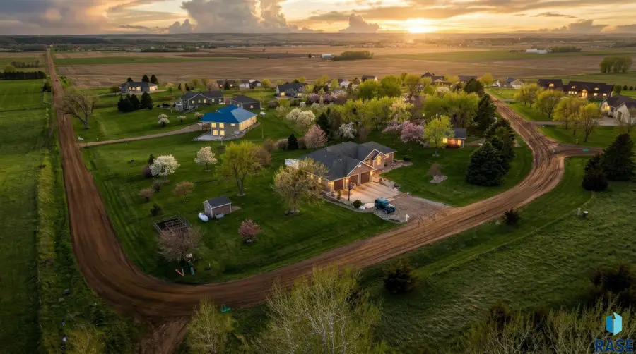 48297 Arrowhead Pl, Canton, SD 57013 - #3