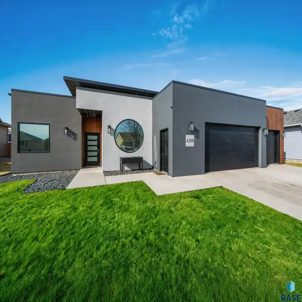 4309 N Ohio Ave, Sioux Falls, SD 57107