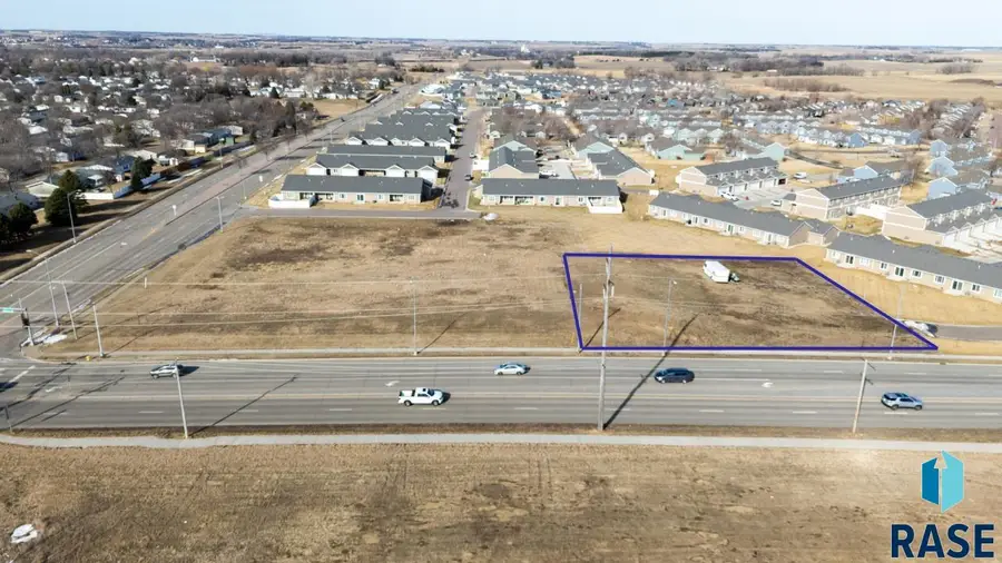 1101 N Marion Rd, Sioux Falls, SD 57107 - #3