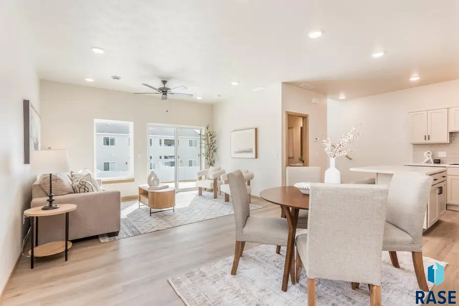 8013 E Tencate Pl, Sioux Falls, SD 57110 - #3