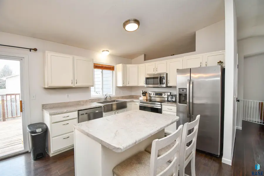 6049 W Jordan Ct, Sioux Falls, SD 57106 - #3