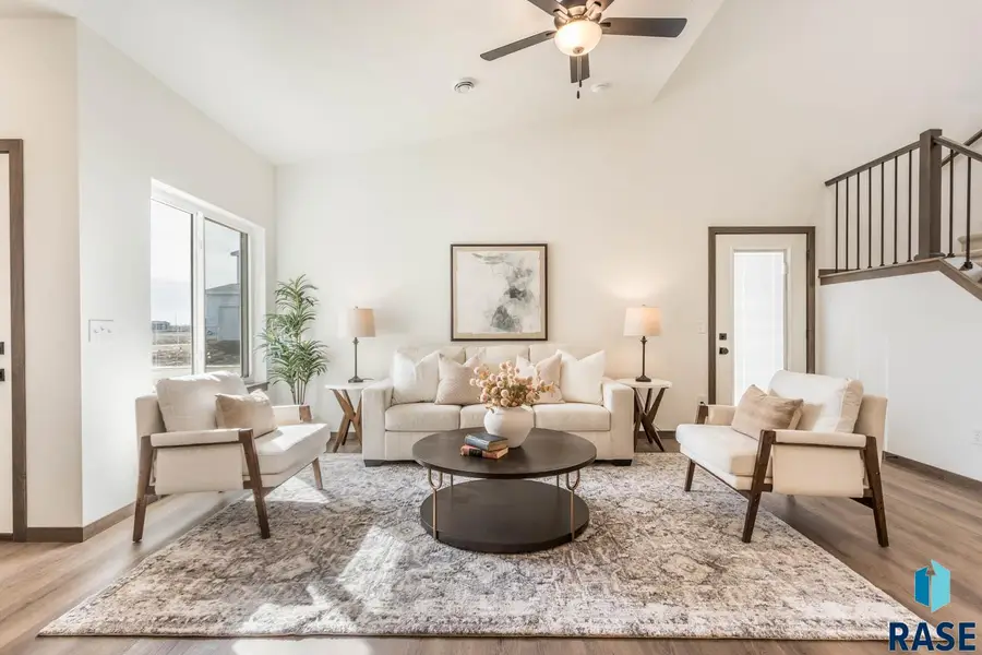 2300 E Jetty Pl, Sioux Falls, SD 57108 - #2