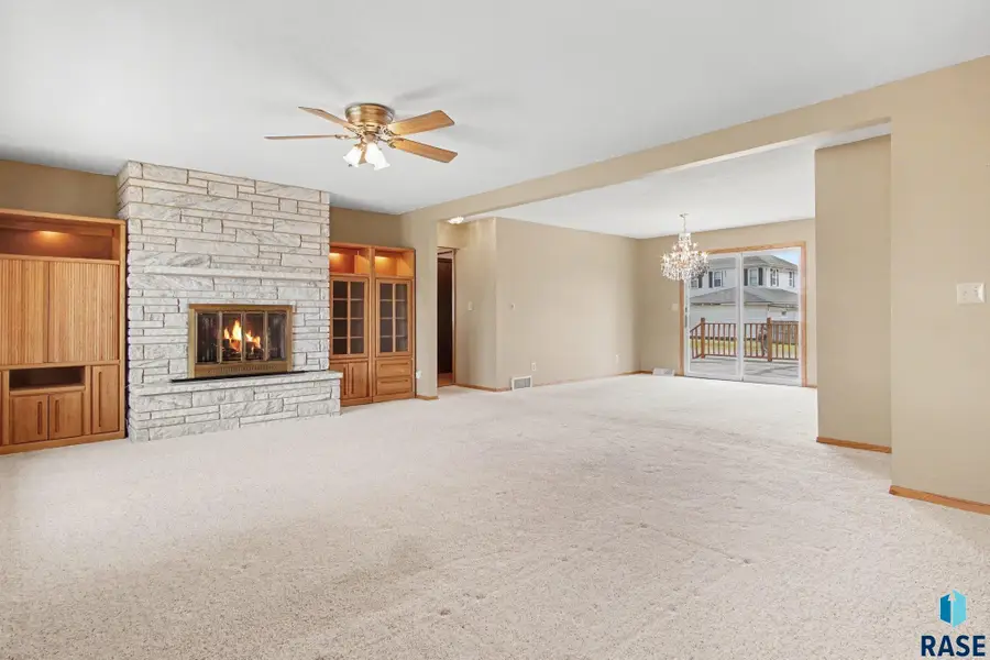 304 S Florence Ave, Colman, SD 57017 - #3