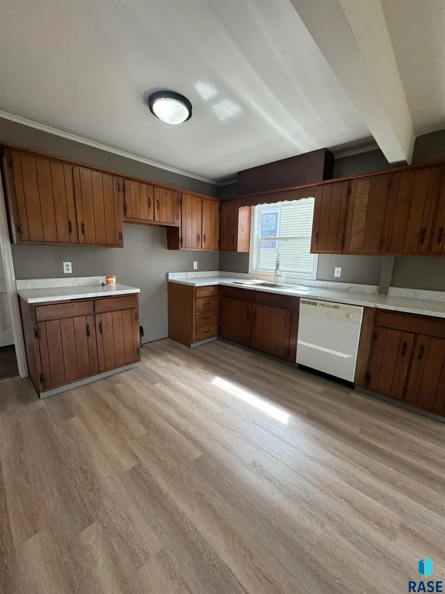 413 S West Ave, Sioux Falls, SD 57104 - #3