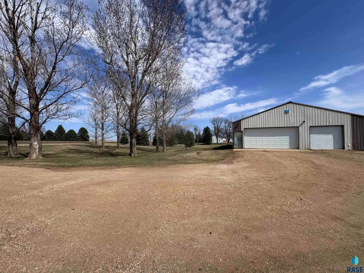 46535 280th St, Lennox, SD 57039 - #1