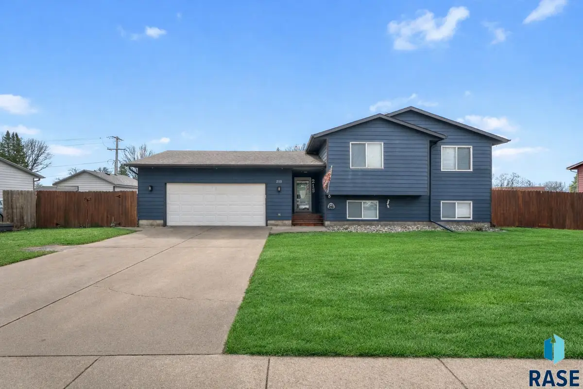 215 W Apple St, Tea, SD 57064 - #1