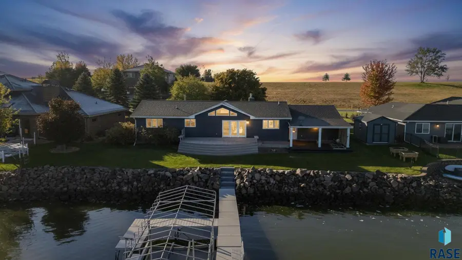 200 Best Point Dr, Madison, SD 57042 - #2