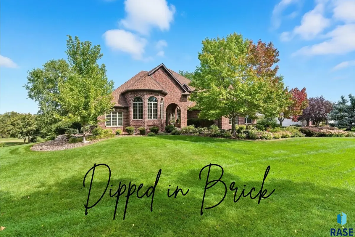 8516 E Willow Ridge Pl, Sioux Falls, SD 57110 - #1