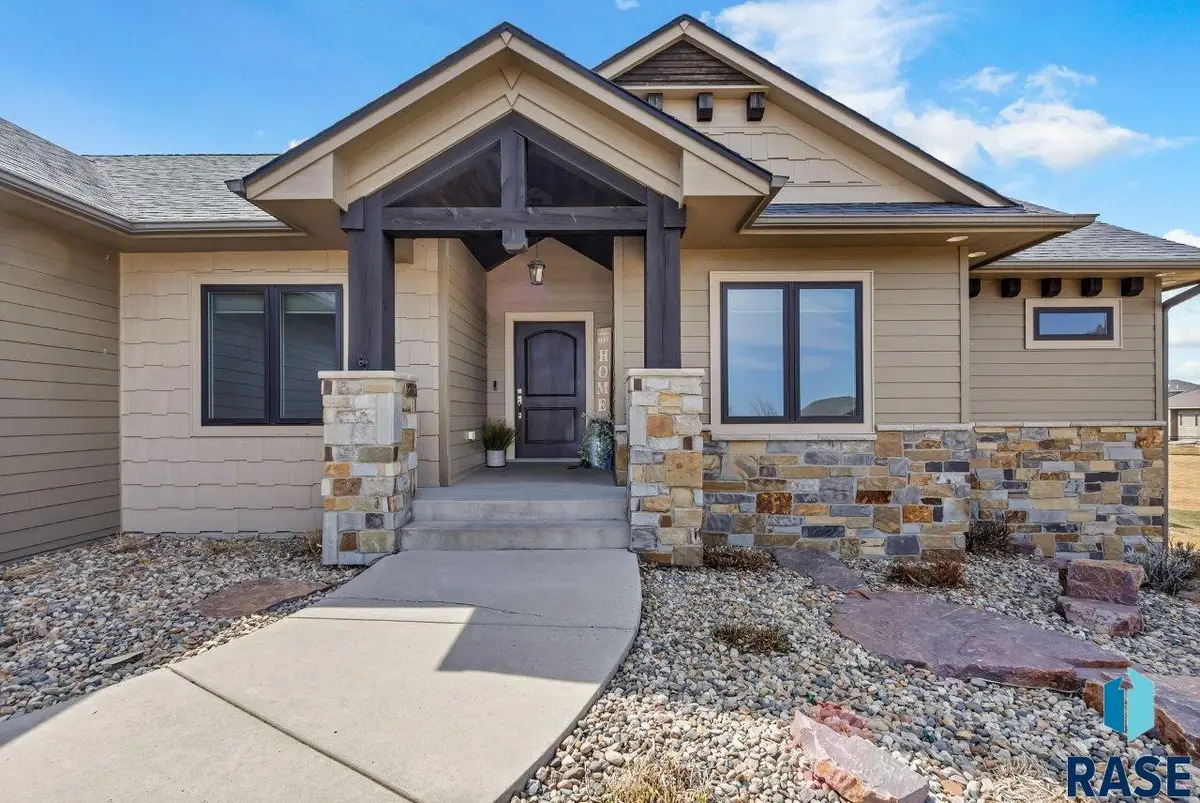 8917 W Dragonfly Dr, Sioux Falls, SD 57107 - #1