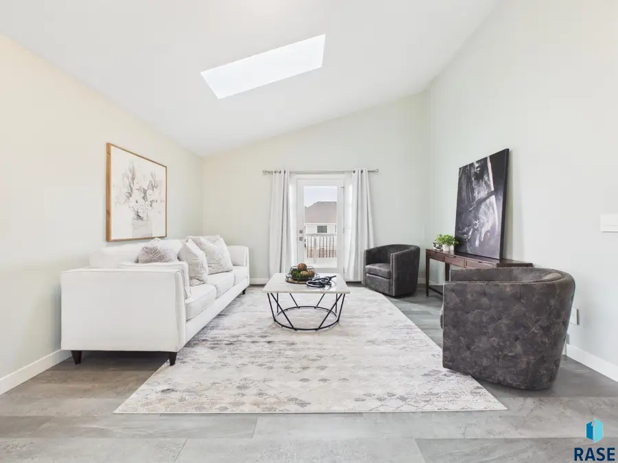 6500 E Steamboat Trl, Sioux Falls, SD 57110 - #2