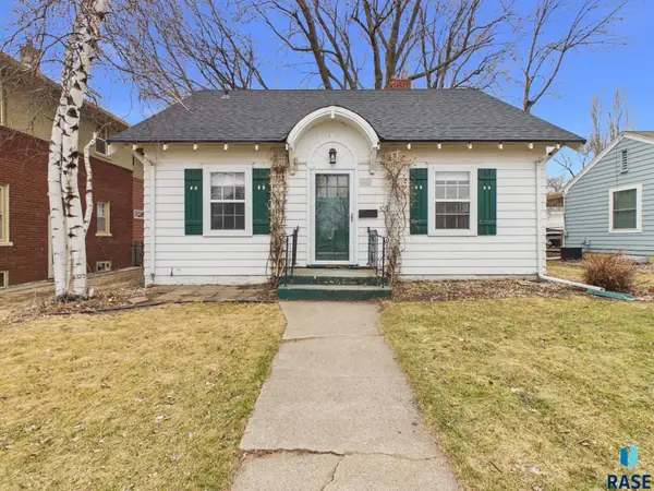 613 E 20th St, Sioux Falls, SD 57105