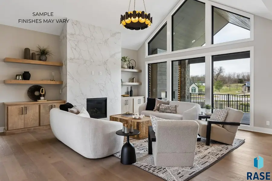 7413 E Twin Pines Ct, Sioux Falls, SD 57110 - #2