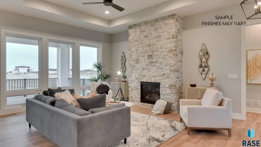 6605 E Hawker Cir, Sioux Falls, SD 57110 - #3