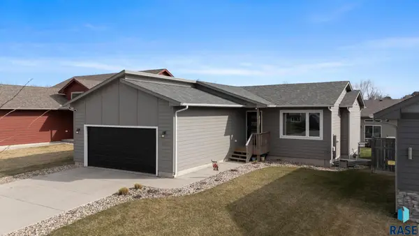 6617 W Amber St, Sioux Falls, SD 57107