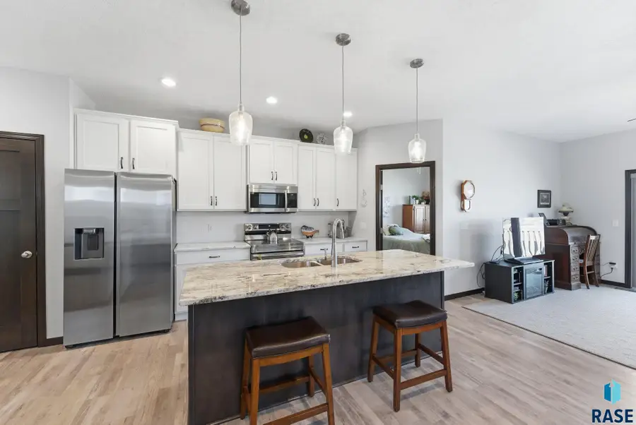 9700 W Broek Dr, Sioux Falls, SD 57106 - #3