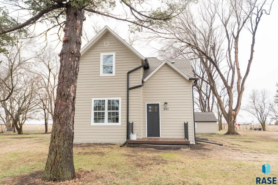 201 4th St, Worthing, SD 57077 - #2