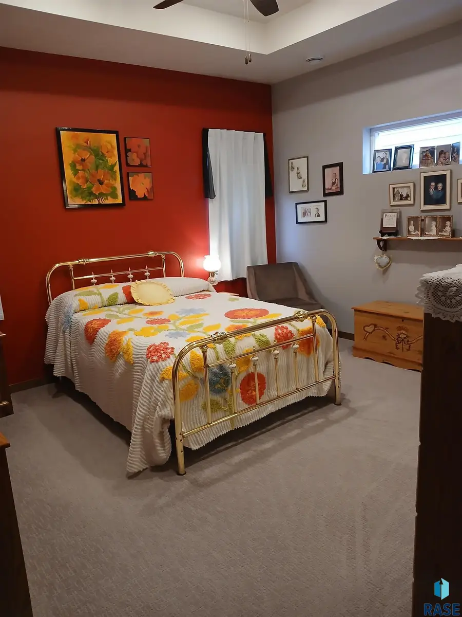 5400 S Eastwind Ave, Sioux Falls, SD 57108 - #3