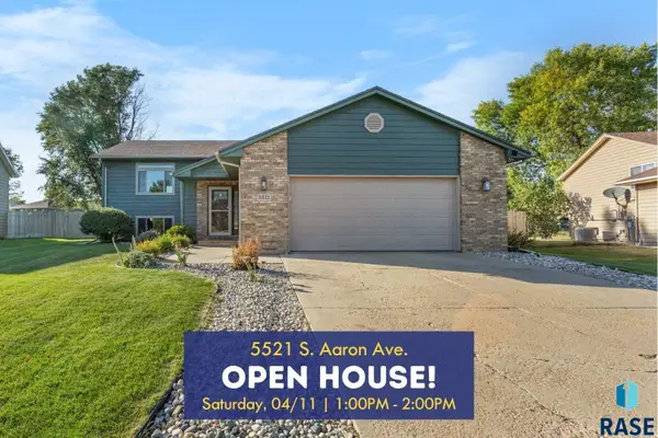 5521 S Aaron Ave, Sioux Falls, SD 57106