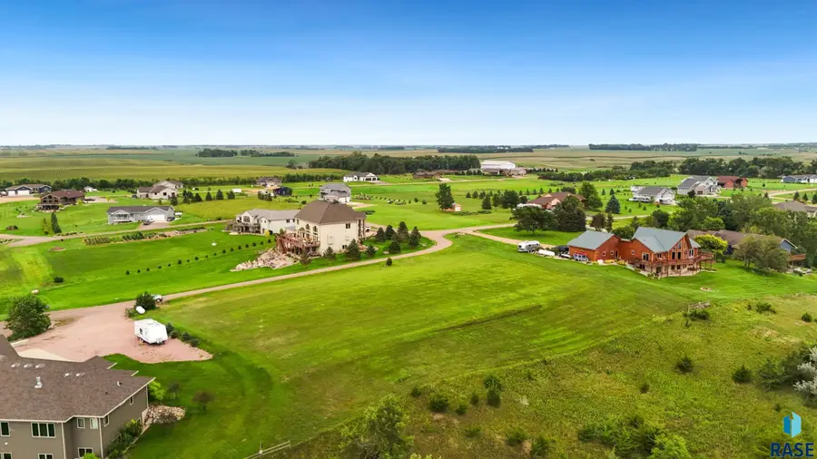 26165 W Sunset Ct W, Canistota, SD 57012 - #3