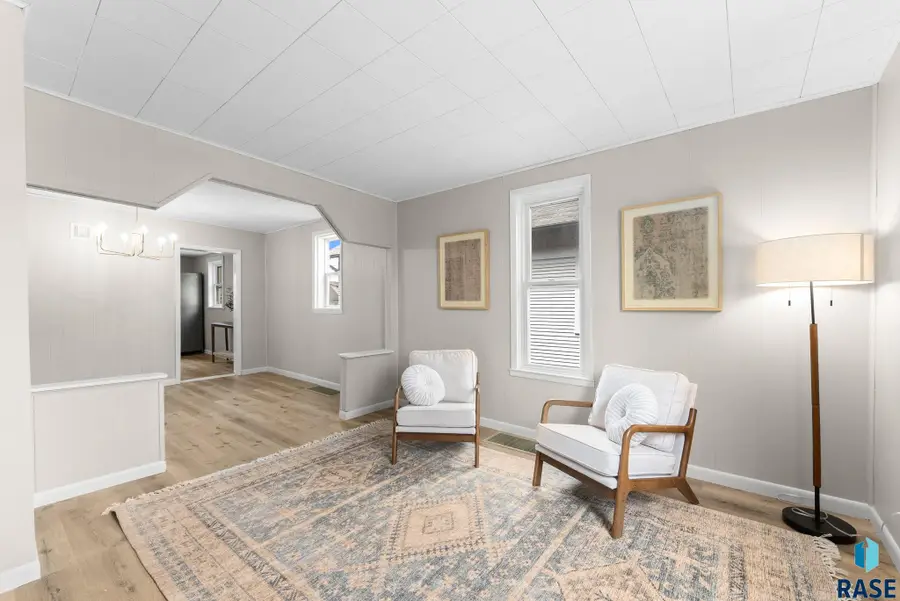 431 N French Ave, Sioux Falls, SD 57103 - #2