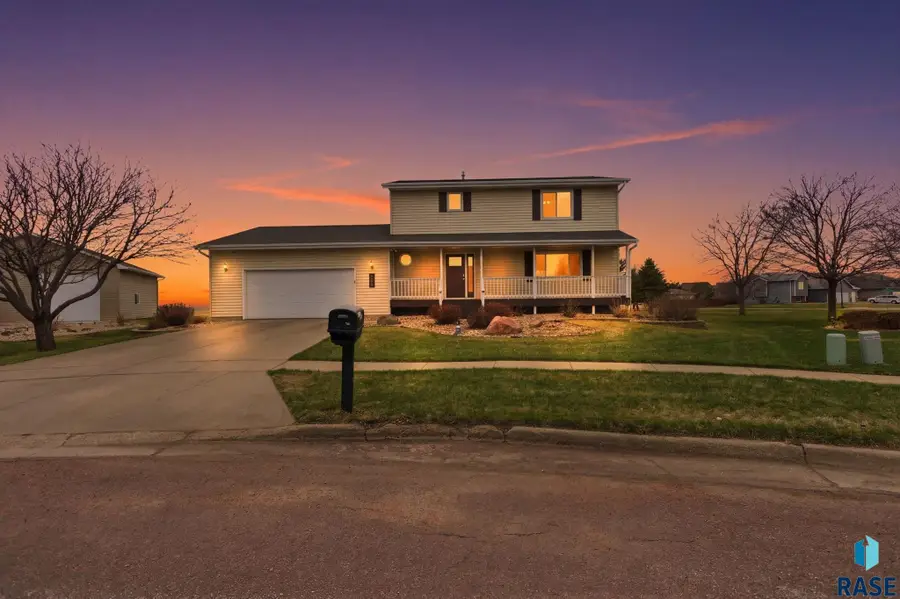 625 S Mary Dr, Tea, SD 57064 - #2