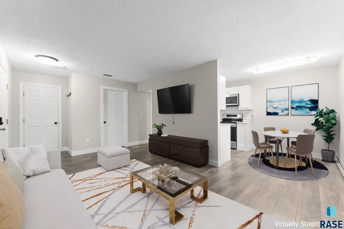 3552 S Gateway Blvd #104, Sioux Falls, SD 57106 - #1