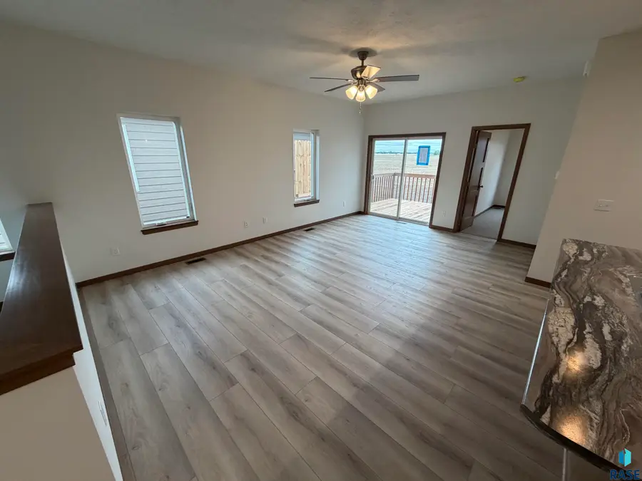 3415 S Heather Ave, Sioux Falls, SD 57106 - #3