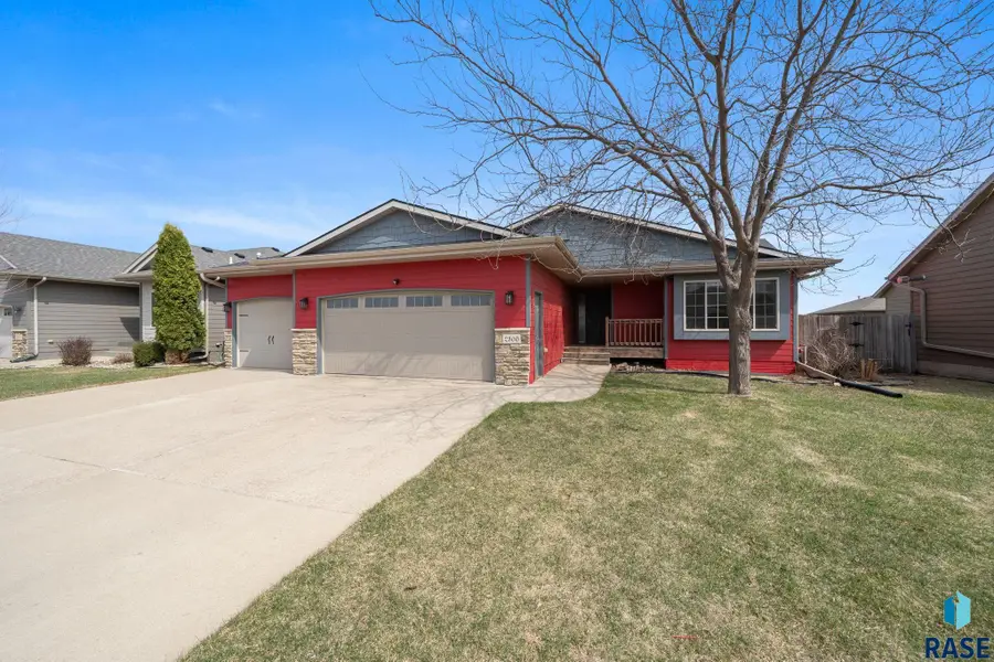 2300 June Ave, Sioux Falls, SD 57106 - #2